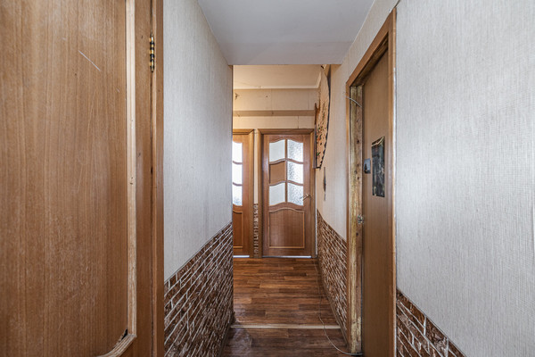 Продам трехкомнатную (3-комн.) квартиру, Ленинский пр-кт, 102, Москва г