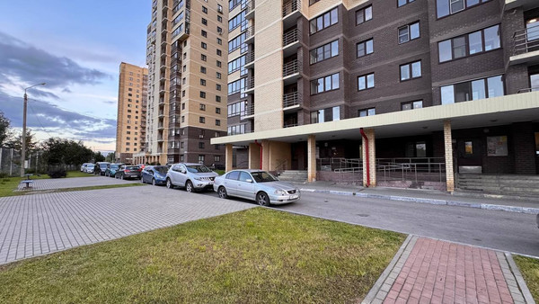 Продам однокомнатную (1-комн.) квартиру, Дмитровская ул, 30, Базарово д