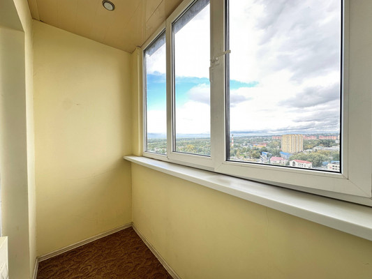 Продам однокомнатную (1-комн.) квартиру, Дмитровская ул, 30, Базарово д