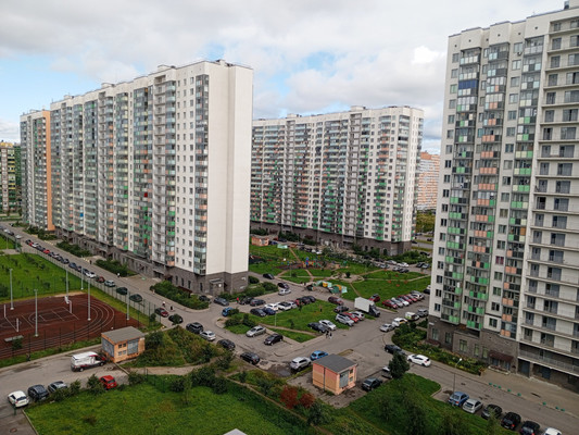 Продам однокомнатную (1-комн.) квартиру, Воронцовский б-р, 14к5, Мурино п