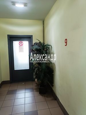 Продам трехкомнатную (3-комн.) квартиру, Савушкина ул, 115к4, Санкт-Петербург г