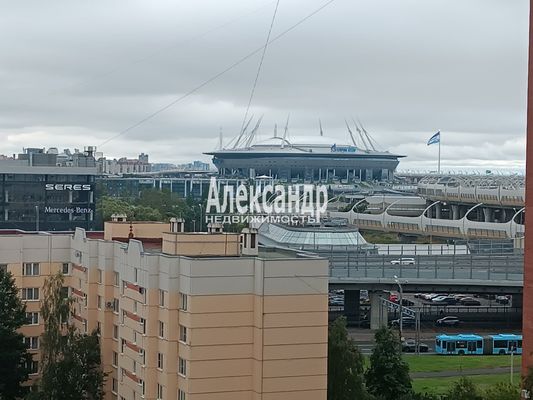 Продам трехкомнатную (3-комн.) квартиру, Савушкина ул, 115к4, Санкт-Петербург г