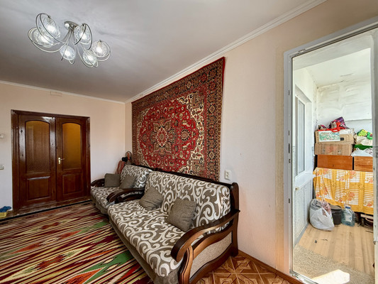 Продам трехкомнатную (3-комн.) квартиру, 60 лет Октября ул, 28/80, Симферополь г