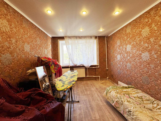 Продам однокомнатную (1-комн.) квартиру, Вермишева ул, 17к2, Липецк г