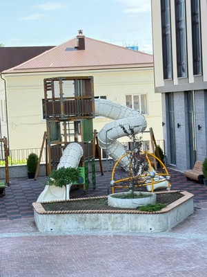 Продам трехкомнатную (3-комн.) квартиру, Горького ул, 31, Нальчик г