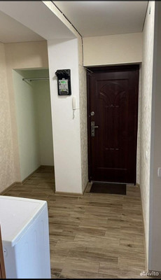 Продам двухкомнатную (2-комн.) квартиру, им. Матэ Залки ул, 25, Симферополь г