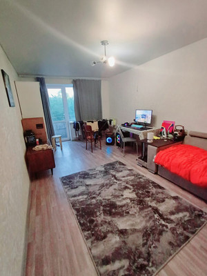 Продам двухкомнатную (2-комн.) квартиру, им. Матэ Залки ул, 25, Симферополь г