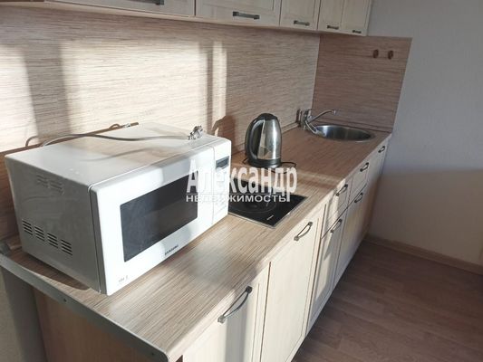 Продам однокомнатную (1-комн.) квартиру, Воронцовский б-р, 6, Мурино п