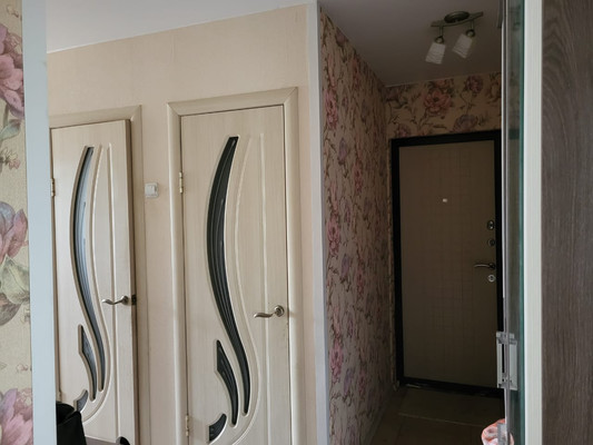 Продам двухкомнатную (2-комн.) квартиру, Большой пр-кт, 37, Высокоключевой п