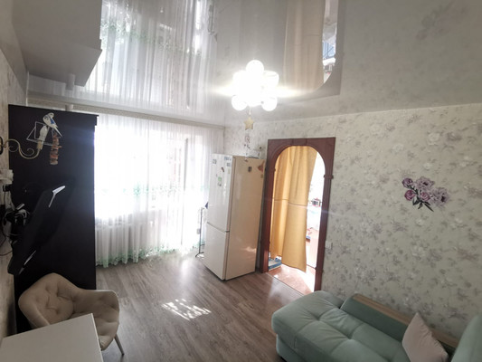 Продам двухкомнатную (2-комн.) квартиру, Полевая ул, 2, Северный рп