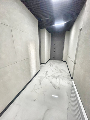 Продам трехкомнатную (3-комн.) квартиру, Школьная ул, 1, Краснодар г