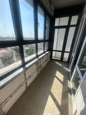 Продам трехкомнатную (3-комн.) квартиру, Школьная ул, 1, Краснодар г