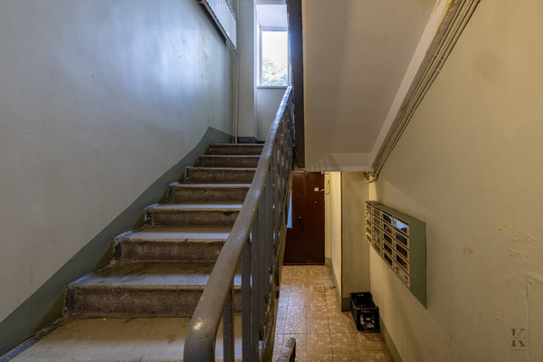 Продам двухкомнатную (2-комн.) квартиру, Кутузовский пр-кт, 17, Москва г