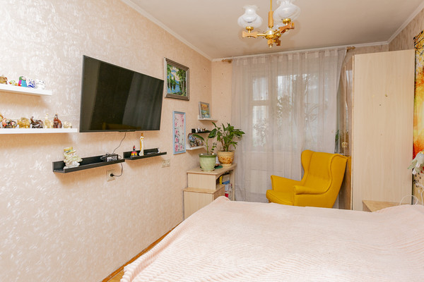 Продам многокомнатную квартиру, Маршала Жукова пр-кт, 19к1, Москва г