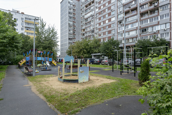 Продам многокомнатную квартиру, Маршала Жукова пр-кт, 19к1, Москва г