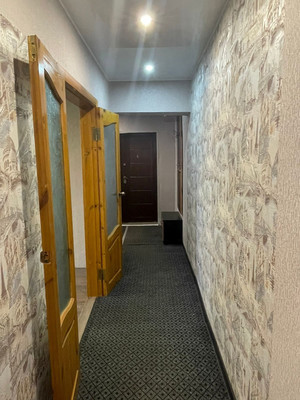 Продам трехкомнатную (3-комн.) квартиру, Мелиораторов ул, 7, Бронница с