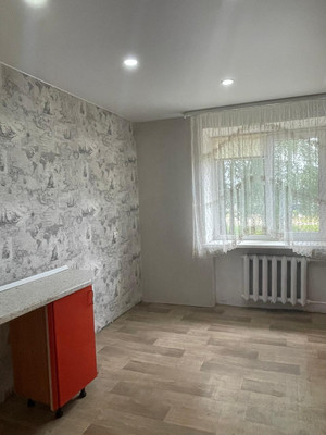 Продам трехкомнатную (3-комн.) квартиру, Мелиораторов ул, 7, Бронница с