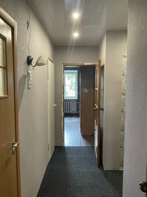 Продам трехкомнатную (3-комн.) квартиру, Мелиораторов ул, 7, Бронница с