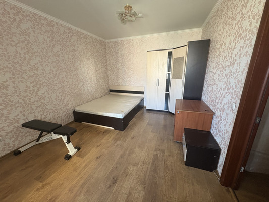 Продам двухкомнатную (2-комн.) квартиру, Сибгата Хакима ул, 43, Казань г