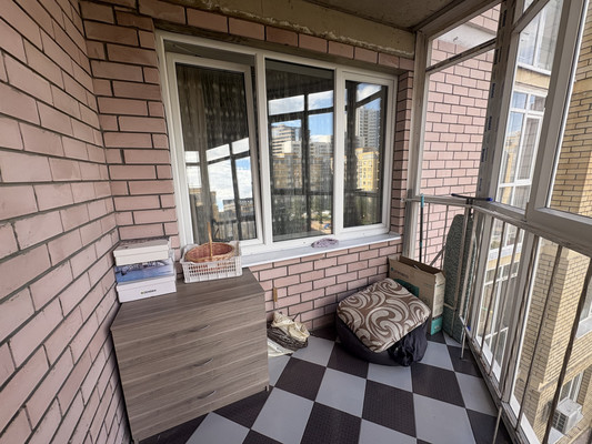 Продам двухкомнатную (2-комн.) квартиру, Сибгата Хакима ул, 43, Казань г