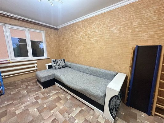 Сдам двухкомнатную (2-комн.) квартиру, Гоголя ул, 196, Кропоткин г