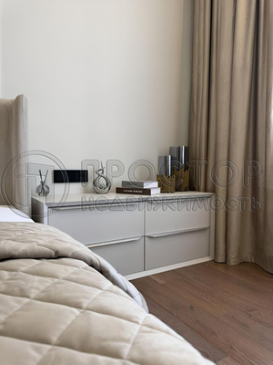 Продам трехкомнатную (3-комн.) квартиру, Шелепихинская наб, 42к1, Москва г