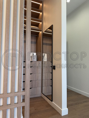 Продам трехкомнатную (3-комн.) квартиру, Шелепихинская наб, 42к1, Москва г