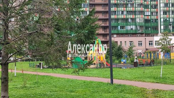 Продам однокомнатную (1-комн.) квартиру, Шувалова ул, 5, Мурино п