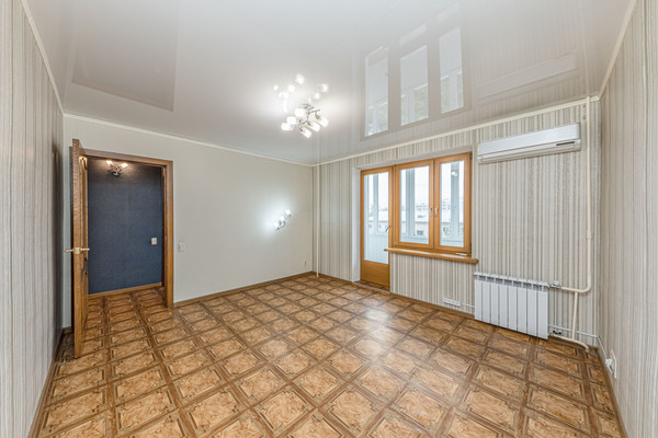 Продам многокомнатную квартиру, Сулимова ул, 75а, Челябинск г