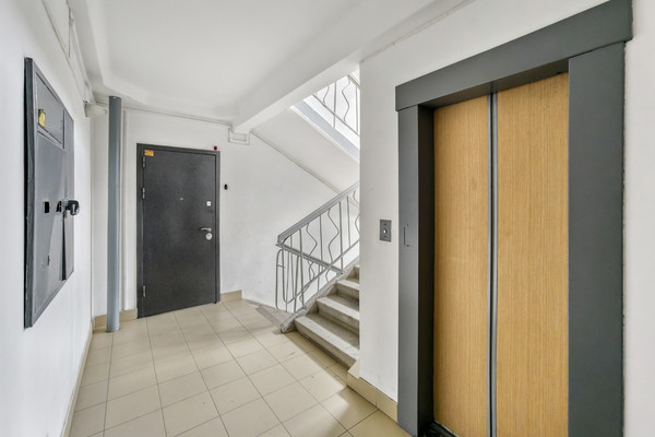 Продам многокомнатную квартиру, Сулимова ул, 75а, Челябинск г