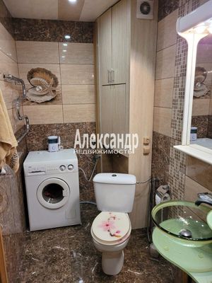 Продам однокомнатную (1-комн.) квартиру, Ворошилова ул, 1, Санкт-Петербург г