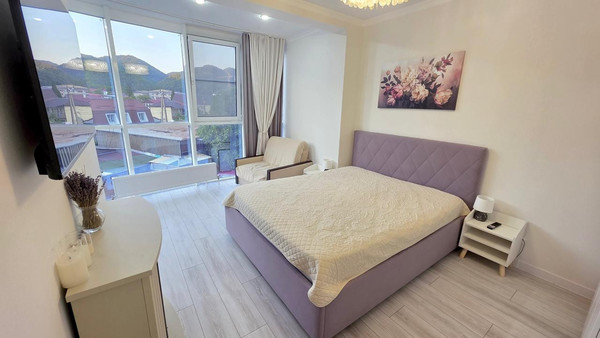 Продам двухкомнатную (2-комн.) квартиру, Газовиков ул, 3Ак2, Небуг с