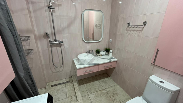 Продам двухкомнатную (2-комн.) квартиру, Газовиков ул, 3Ак2, Небуг с