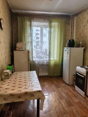 Продам двухкомнатную (2-комн.) квартиру, 2-ая Линейная ул, 2А, Черемхово г