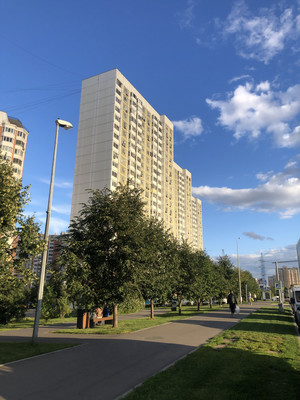 Продам двухкомнатную (2-комн.) квартиру, Челобитьевское ш, 12к6, Москва г