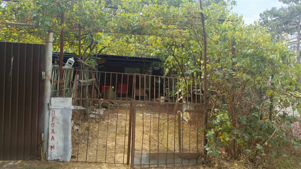 Продам двухкомнатную (2-комн.) квартиру, Садовая ул, 1, Молодежное пгт