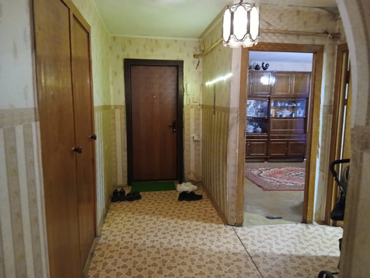 Продам трехкомнатную (3-комн.) квартиру, Юлиуса Фучика ул, 52, Казань г