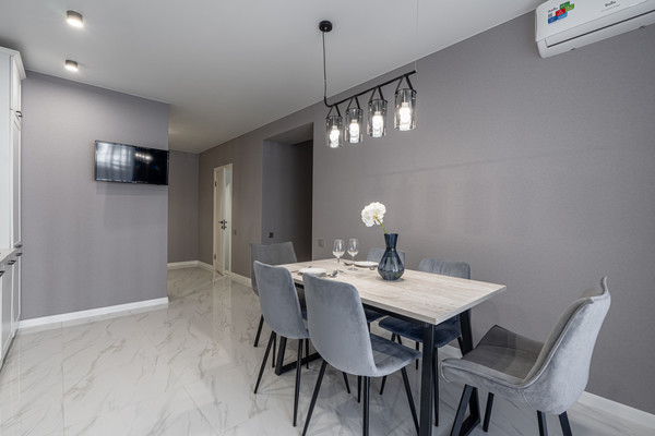 Продам трехкомнатную (3-комн.) квартиру, Николая Ершова ул, 62д, Казань г