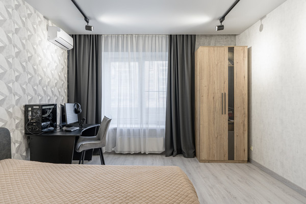 Продам трехкомнатную (3-комн.) квартиру, Николая Ершова ул, 62д, Казань г