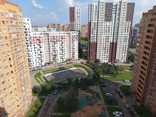 Продам двухкомнатную (2-комн.) квартиру, Бачуринская ул, 22к3, Коммунарка п