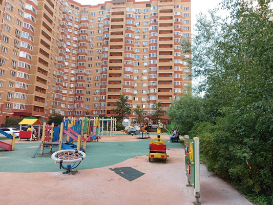 Продам двухкомнатную (2-комн.) квартиру, Бачуринская ул, 22к3, Коммунарка п