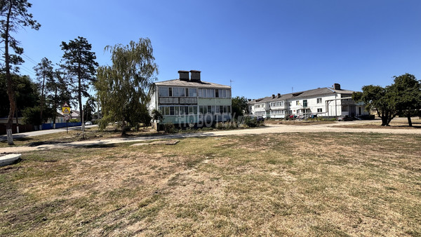 Продам двухкомнатную (2-комн.) квартиру, Центральная ул, 2, Южный п