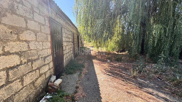 Продам двухкомнатную (2-комн.) квартиру, Центральная ул, 2, Южный п