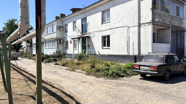 Продам двухкомнатную (2-комн.) квартиру, Центральная ул, 2, Южный п