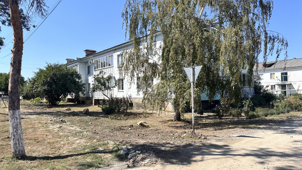 Продам двухкомнатную (2-комн.) квартиру, Центральная ул, 2, Южный п