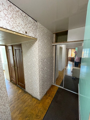 Продам трехкомнатную (3-комн.) квартиру, Красный Казанец ул, 3к5, Москва г