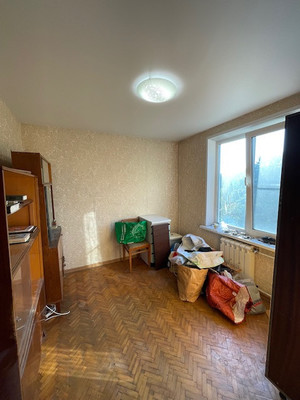 Продам трехкомнатную (3-комн.) квартиру, Красный Казанец ул, 3к5, Москва г