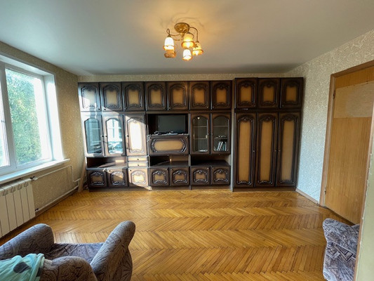 Продам трехкомнатную (3-комн.) квартиру, Красный Казанец ул, 3к5, Москва г