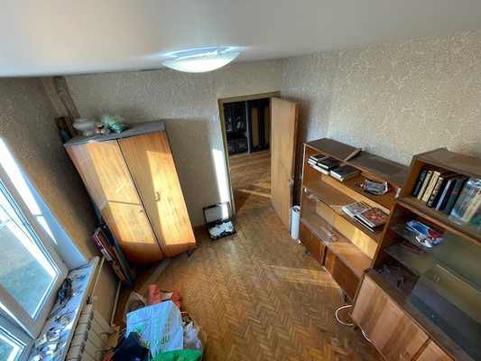 Продам трехкомнатную (3-комн.) квартиру, Красный Казанец ул, 3к5, Москва г