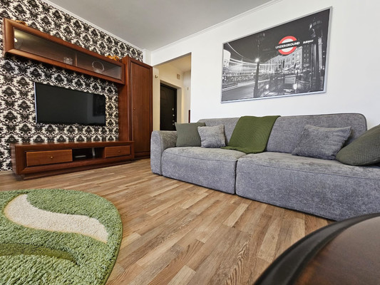 Продам однокомнатную (1-комн.) квартиру, Псковская ул, 13, Великий Новгород г